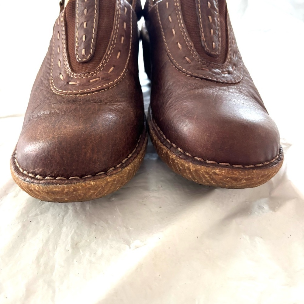 Clarks Artisan Trapelo Brown Leather Clog SZ 7 M NWOT only tried on - Picture 5 of 13